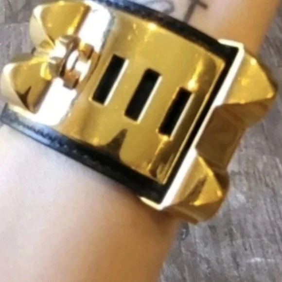 Hermés Collier de Chien Yellow Gold Plated Studded Leather Adjustable Bracelet - Picture 12 of 15